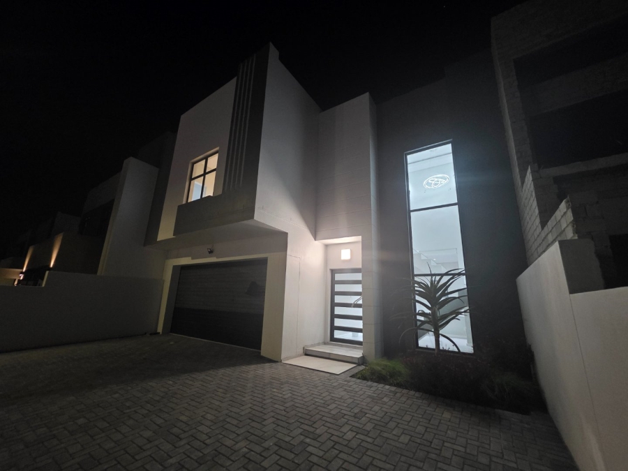 4 Bedroom Property for Sale in Sandown Western Cape